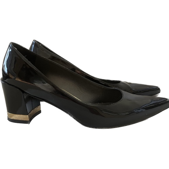 Stuart Weitzman Shoes - Stuart Weitzman (SW) Black Patent Pumps